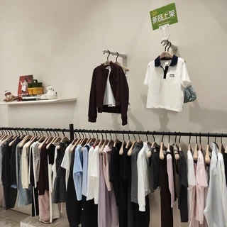 开学前逛商场这三家童装店：Little MO&Co.、小江南、moodytiger 的折扣和尺码逻辑完全不同