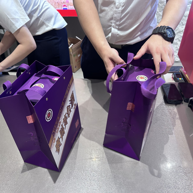 你收藏的i茅台抢购攻略可能过期了：飞天改成一天四场，新规则、技巧和值不值得抢，重新理一遍