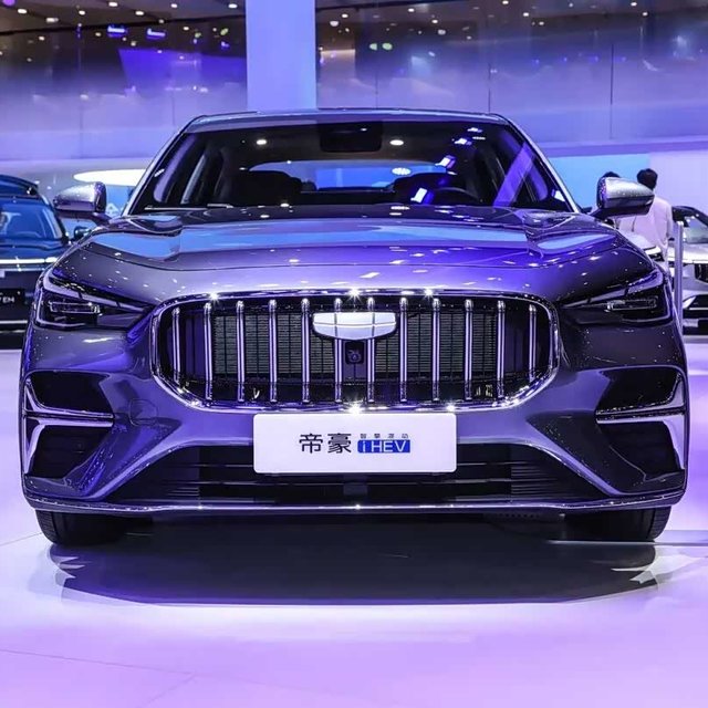 燃油车清仓季，10万买家用还是抄底豪华？一篇说透该不该买怎么买
