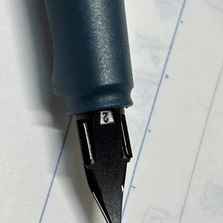 今早三条“凌美五折”帖都把链接放评论区:开学季入手前先验这三件事