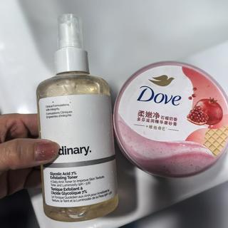 The Ordinary果酸水被网友玩成"身体抛光水":6个热门用法逐一核对,有一种我建议先别碰