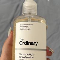 The Ordinary果酸水被网友玩成"身体抛光水"：6个热门用法逐一核对，有一种我建议先别碰