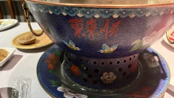 东来顺的账单比口味更值得研究：立秋前头一回进店的，先看懂三盘肉和三句必问
