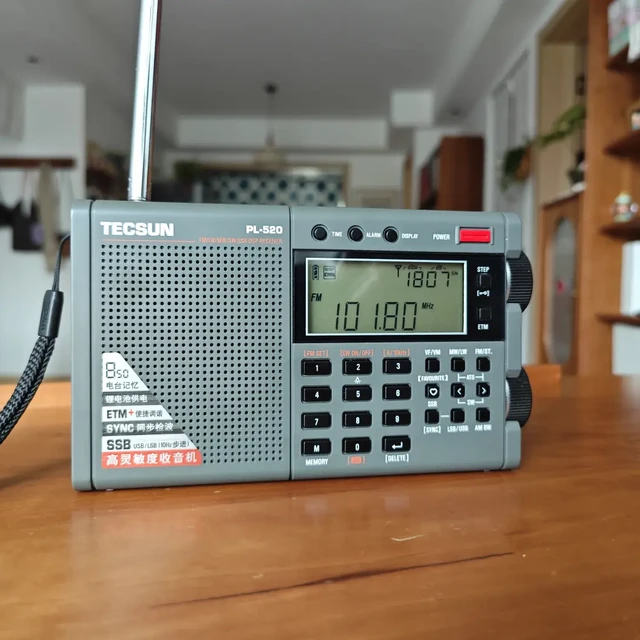 FM102.5也停了：今年这么多频率闭嘴，是你的收音机废了，还是真的没台可收了