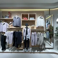 胡丁尼门店开到包头了：奥莱2-4折硬壳被评论区劝退，这波"静奢"到底怎么进店买？