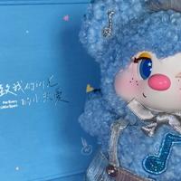 潮玩代言扎堆官宣：王俊凯18万盲盒秒没、梓渝套盒一秒罄，二手价为什么炒不起来？