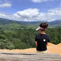 泰国的8月,旅居者的三本账:两起刑案、一场免签缩水,和一张没人替你算过的风险清单