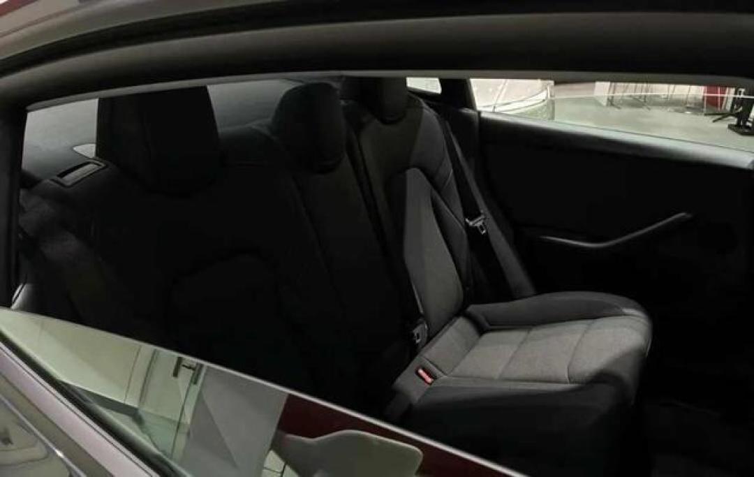 特斯拉港澳推平价Model 3:售17.6万起,减配后纯电续航反而更长