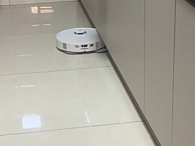 石头扫拖一体机