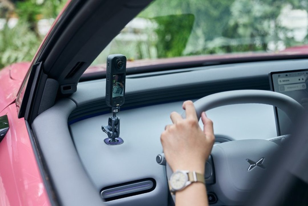 一台 SUV,需要装下年轻人还没发生的生活
