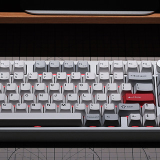 把 iMac 审美延续到指尖：渴创 Z5 Ultra 98 开箱即用的 Mac 键盘