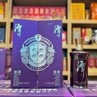 公斤装堆满仓、正装配不齐：八月底的潭酒货架分了三个世界，中秋买酒先选对门