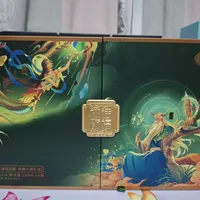 白酒板块全线大跌,小糊涂仙却把宴席挪进了县城广场和自家饭桌