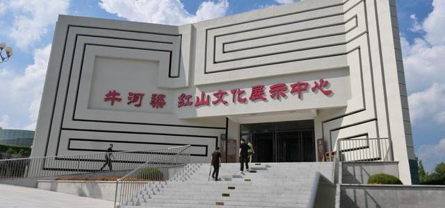 9月纪录片排期盘点：两台卫视同抢周二深夜，长征90周年片单还没上线