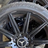 倍耐力冬季胎渠道调查：长春八月的进口库存、只认前后配的偏号，和4000元预算进不去的那位A6L车主