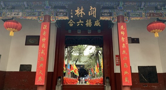 跑了1200公里给刘关张三兄弟上坟的视频火了：关羽“头枕洛阳、身卧当阳”，这三处地方到底值不值得专程去拜？