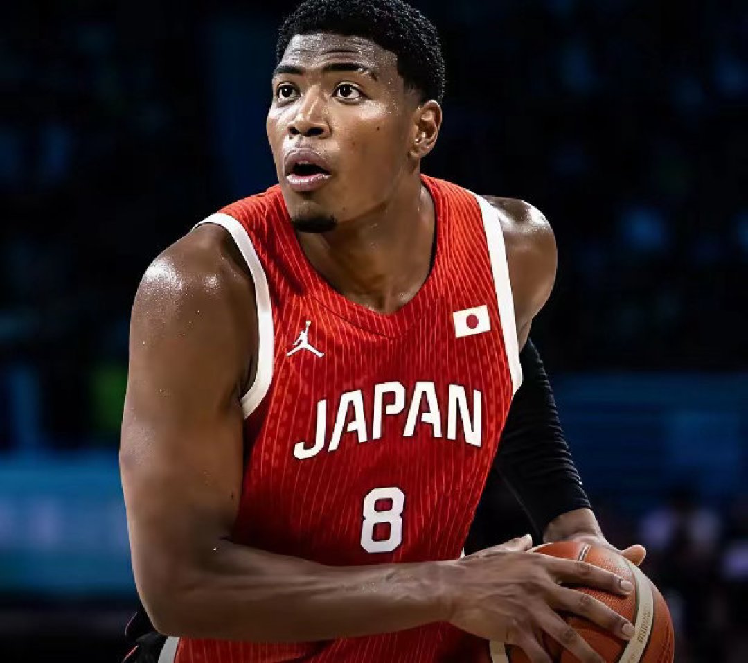 八村塁爆砍30分,日本男篮53分狂胜卡塔尔登顶榜首