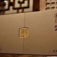 “梨味”喝不出来，照样火：翻了近20份曦瓜雪梨实饮记录，官方标价近百一泡，其实40多就能喝到