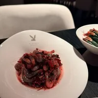 老爹的兔头开餐厅了!185兔管家上海首店营业3个月,冲之前先分清这四件事