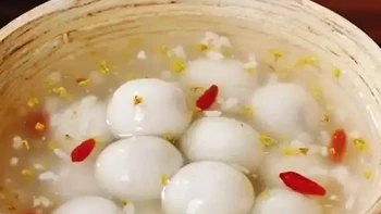 缸鸭狗汤圆铺进山姆、盒马和胖东来：买同款之前，先弄清这3件事