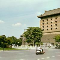柯达炮塔400涨到150元一卷，70元的乐凯C400能替吗？我把今夏全网对比都翻完了