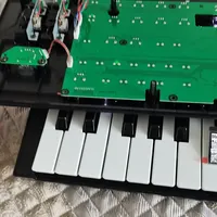 几千块的合成器，核心竟是一块树莓派？KORG「三剑客」wavestate、opsix、modwave 怎么选，一代清仓值不值得捡