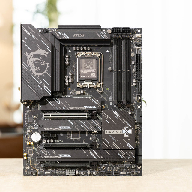 极致性价比的选择，微星Z890 GAMING PLUS WIFI6E装机分享