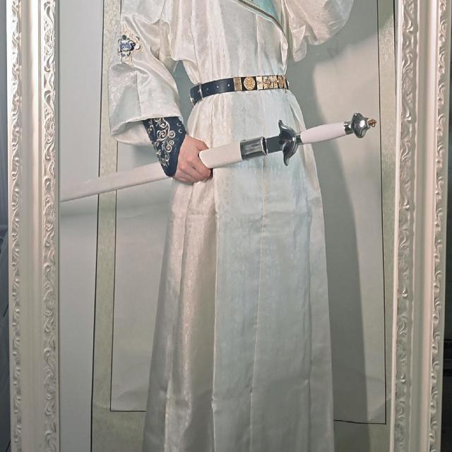 男生第一件汉服怎么买？拆开重回汉唐6款男装：通勤、出游、礼仪三档怎么选，3个坑和预算都说清了