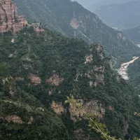 10家商业徒步团抽查仅4家持证：免责声明也免不了责，秋季报团前先做这三查