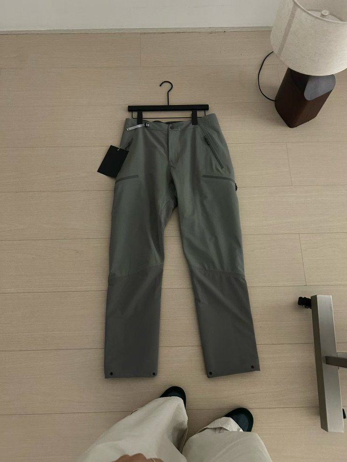 始祖鸟软壳