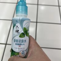 夏季长期必备，六神驱蚊花露水