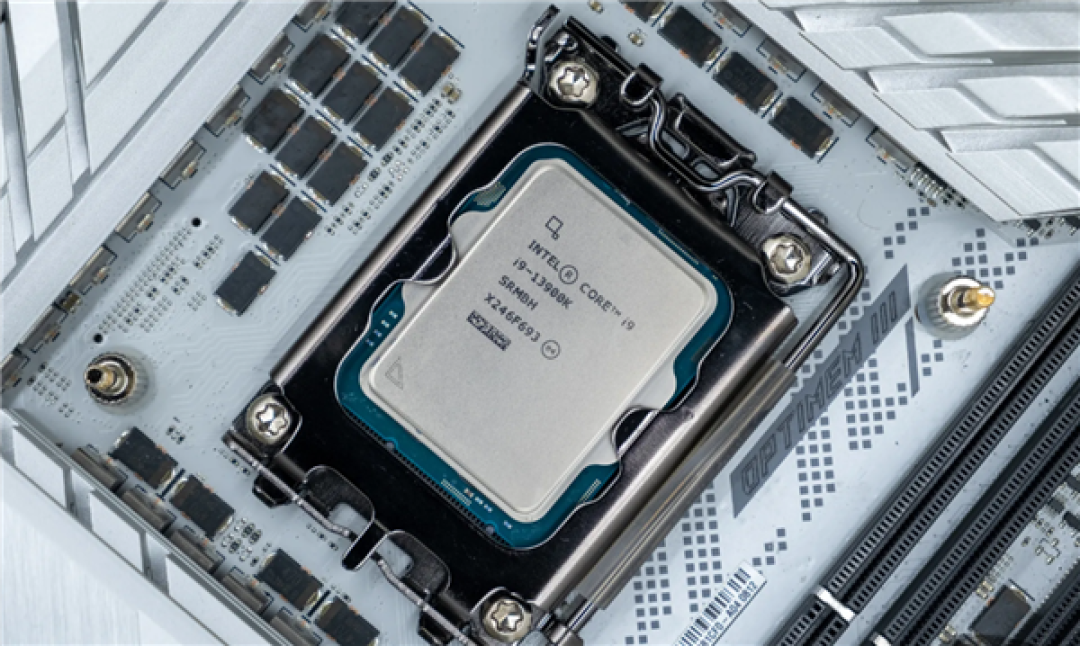 6700K到270K Plus十年旗舰同台!Intel CPU全测完:13900K之后游戏性能再无惊喜