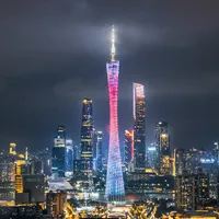 2026广马明天10点开启报名、3万名额抽签：秋季跨城跑马旅行，先查酒店价格，再交报名费