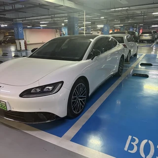 极越发"破解车机丢质保"警示那天,远航车主才反应过来:我们已经连可丢的质保都没有了