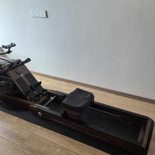划船机的三种结局：有人刷剧减脂，有人变成晾衣架，有人划上了手术台