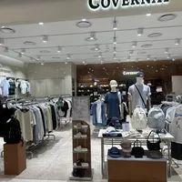 秀彬的COVERNAT 26FALL画报刚上线，冲同款前先收好这份实况：海报换到哪了、码到底偏多大、哪家店会跑空