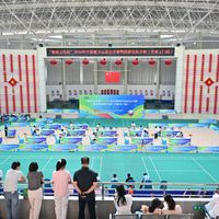 破魔方世界纪录的小孩哥,赛前已经跑了40场比赛:2026年孩子的魔方比赛分三套体系,怎么选