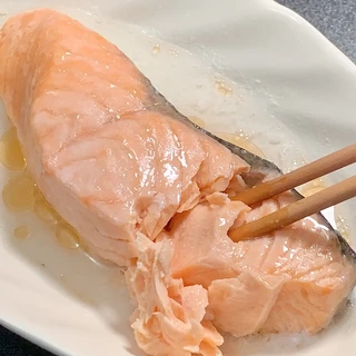 纯肉饮食第3天头疼、第5天不排便、第14天掉发：前两周的反应，哪些能扛、哪些得立刻停