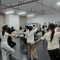九月开课季，成人学中国舞：月卡从399到899十节课，怎么买才不踩坑