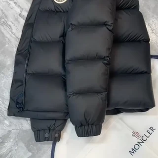 晒MK羽绒服的人都不提价：对完整套渠道到手价样本，差出10倍，明天开闸的11天先把锚存下