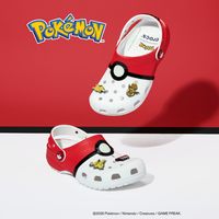 官方 58 一颗、买二送一、二手 10 元起、平替几块钱：Crocs 鞋花这四个价位档，哪个值得入？