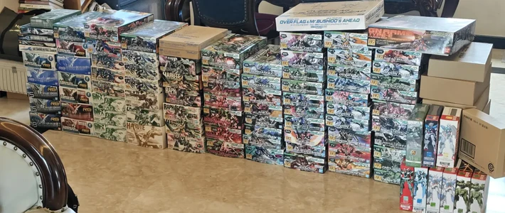 万代再版几乎款款涨价，你实际买到的反而更便宜？9月再版潮和00投票开闸，把买、等、许愿这笔账一次算清