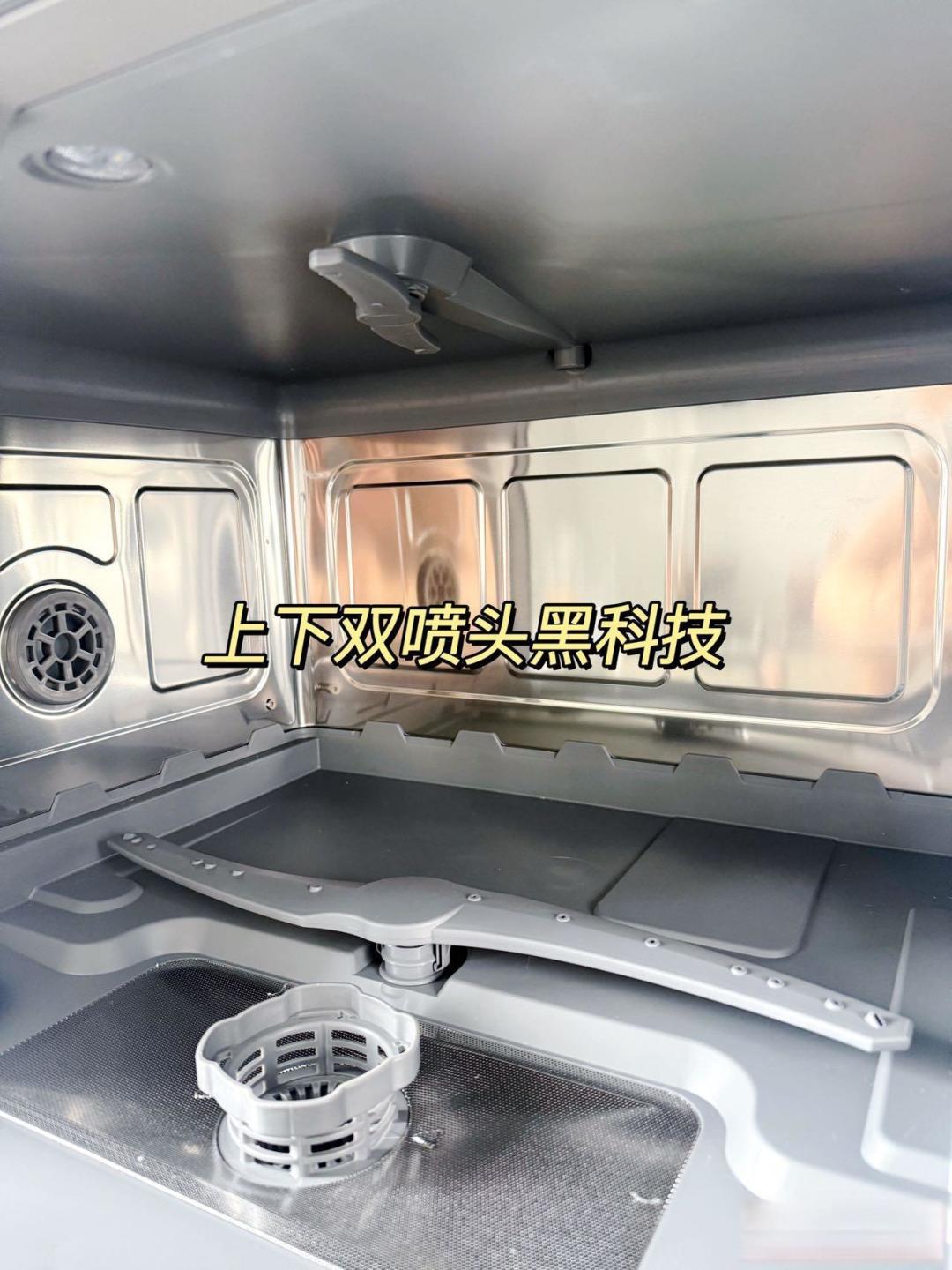 用洗碗机清洗家里的老古董厨具高效去重油污选对材质是关键