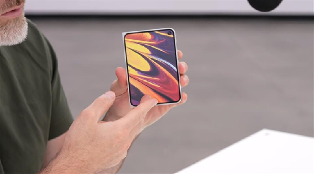 iPhone Ultra/iPhone 18 Pro Max机模开箱上手：外观彻底定了