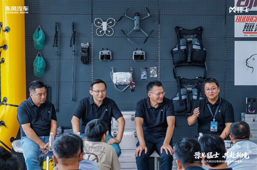 猛士郑州第二店落子正弘城:华为智驾+文旅联名 越野品牌卷出新玩法