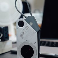 奥鲁姆 AULUMU M10 体验：手机、手表都能充