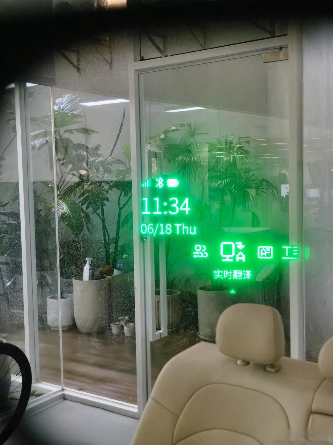 AI眼镜会取代翻译机吗？出国跨语言沟通设备该怎么选