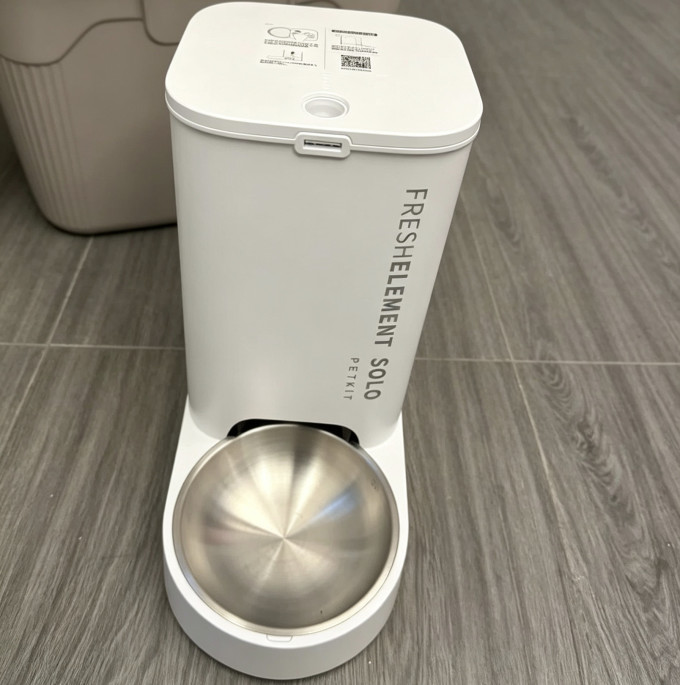 小佩宠物智能喂食器