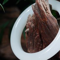 别被“羊脂”两个字忽悠了！行家眼里的95于田料，达标得有这4条