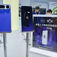 全球首款AI智能体手机实测：真能替你干活，还是下一个噱头？